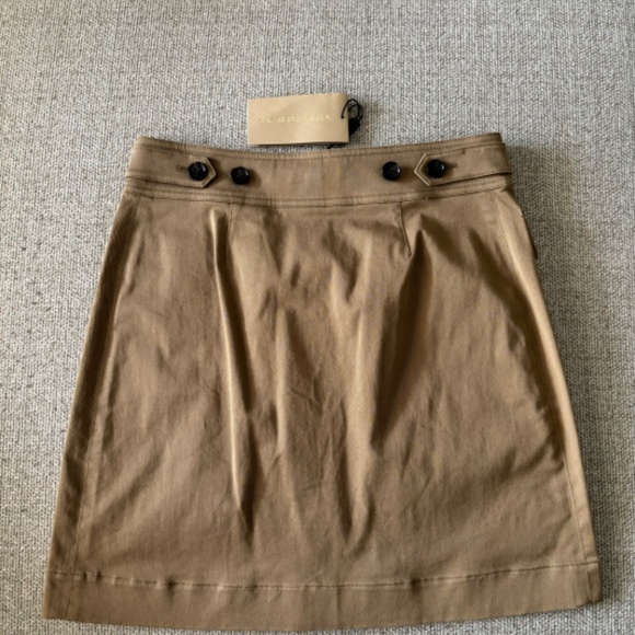 BURBERRY SKIRT NWT size 4 - Picture 3 of 7